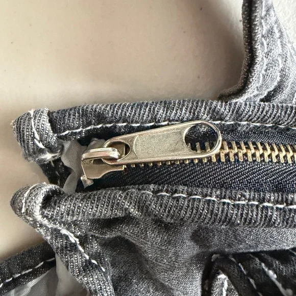 🖤❤️👶🏻BABY GUESS? Denim Mini Tote Bag🍼 - Picture 3 of 10